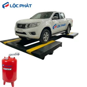 Cầu nâng 1 trụ rửa xe âm nền cánh bướm Ấn Độ nâng xe bán tải minh họa
