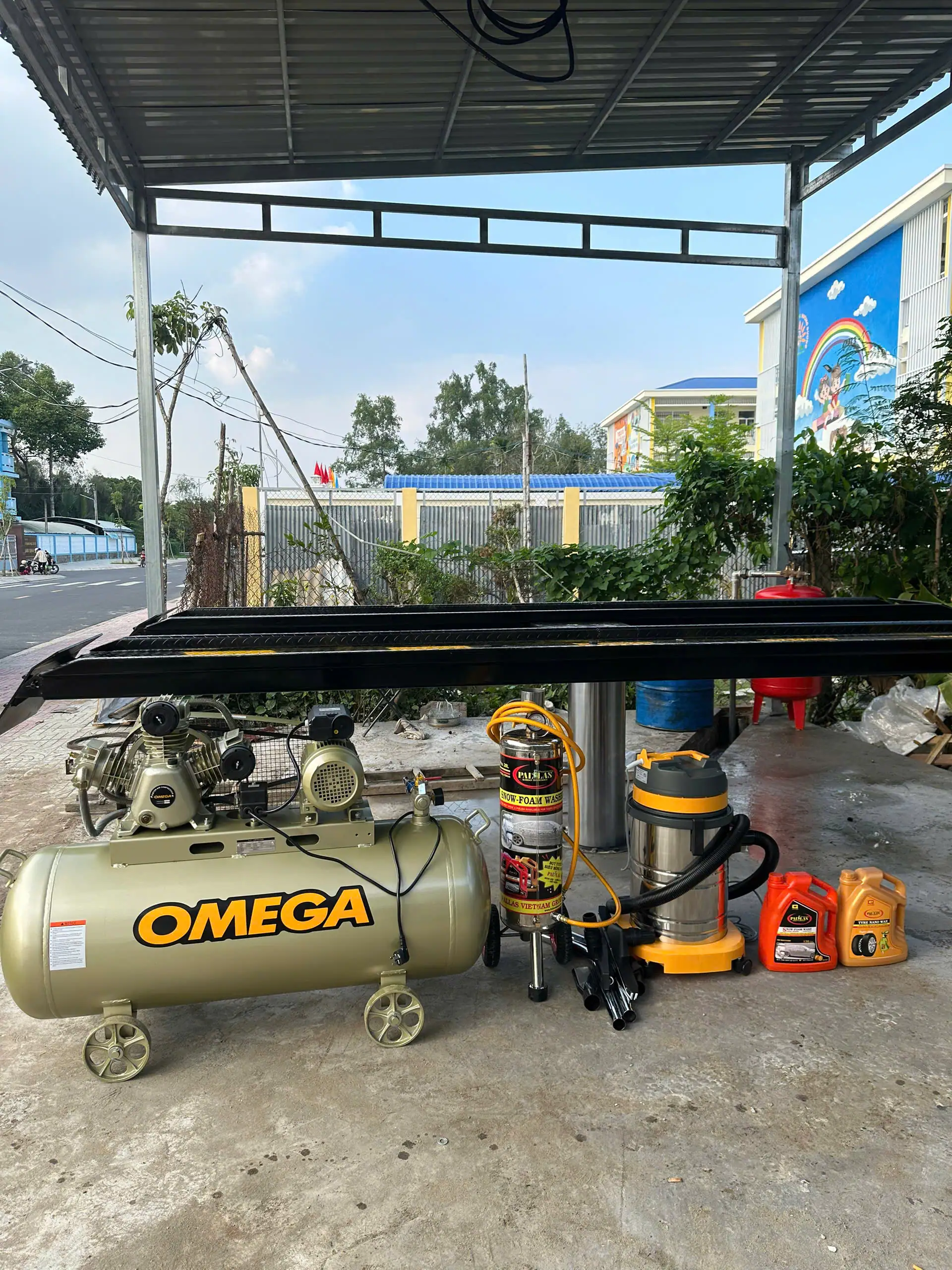Hoàn thiện mặt bằng cầu nâng lắp nổi