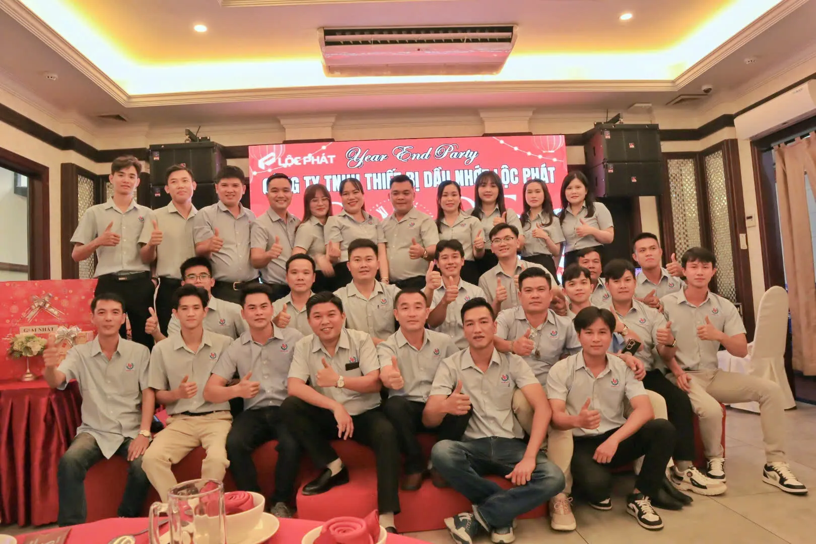 Tập thể nhân viên công ty Lộc Phát