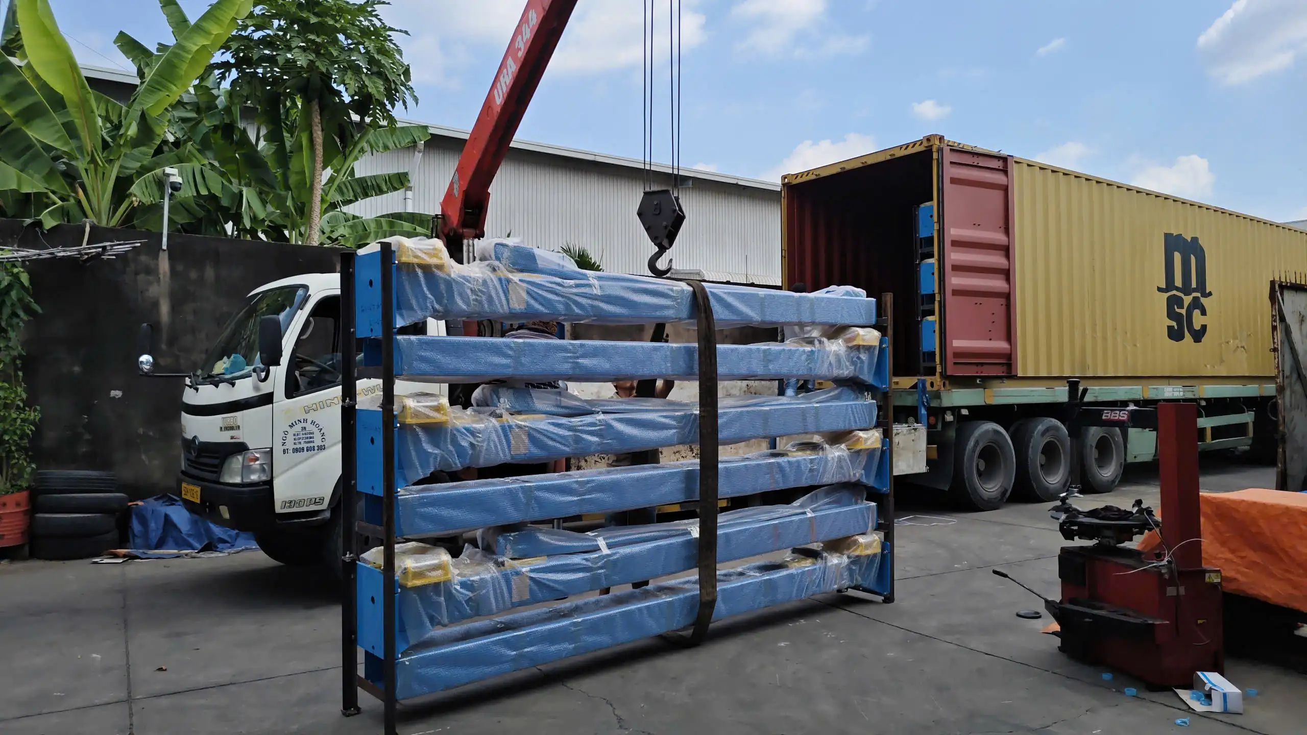 Cầu nâng cắt kéo được nhập khẩu trực tiếp có giá tốt nhất tại Việt Nam