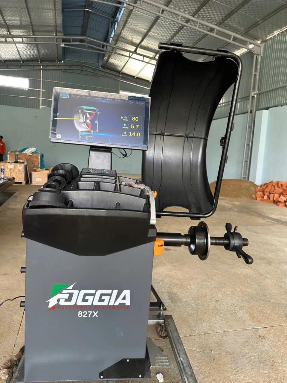 Máy Cân Bằng Lốp Ô Tô Foggia 827X | Thiết Bị Detailing Cao Cấp 45 Hướng dẫn thao tác trên màn hình máy cân bằng lốp tự động Foggia