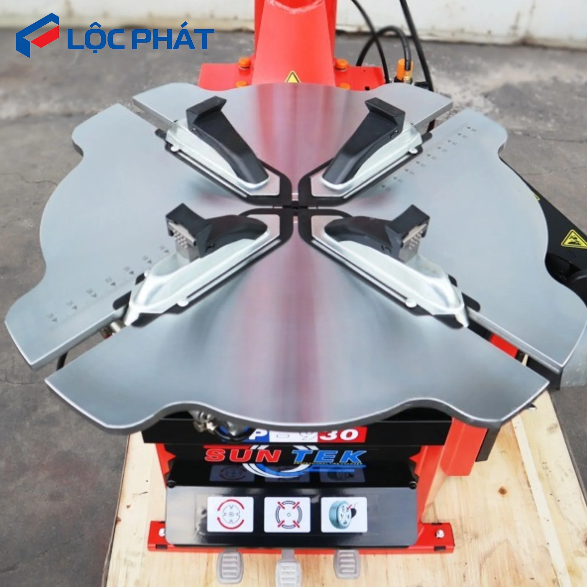 Top 1 Máy Tháo Vỏ Xe Du Lịch SunTek LP-930 Khóa Hơi 26 Chuyên gia Lâm Tùng đánh giá máy tháo vỏ xe du lịch SunTek LP-930