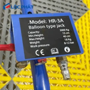 Đội Hơi 3 Bóng 3 Tấn HR-3A: Thiết Bị Cao Cấp 2026 8 Chi tiết tem thông số kỹ thuật của đội hơi khí nén 3 tấn Model HR-3A, tải trọng 3000kg.