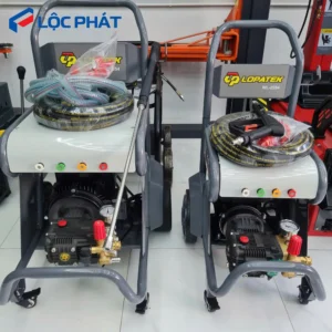 Hai máy rửa xe LOPATEL WL-25S2 công suất 2.5kW, áp suất 90 bar, lưu lượng 15 lít/phút, dây 15m.