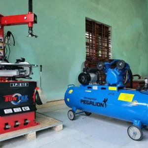 Bộ thiết bị sửa chữa gồm máy nén khí Pegalion 3HP 120L và máy làm lốp Suntek LP-810