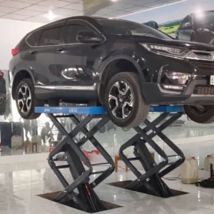 Thử tải nâng xe ô tô SUV trên cầu nâng ô tô kiểu xếp âm nền ALPHA AL-4XA 4000kg
